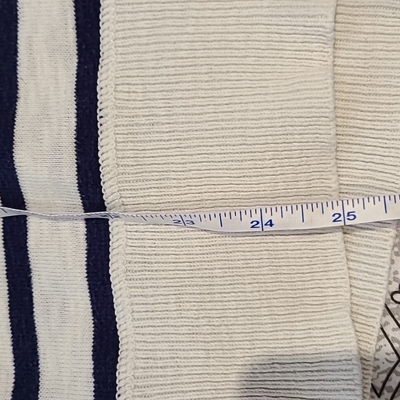 American Eagle pullover - Picture 7 of 7